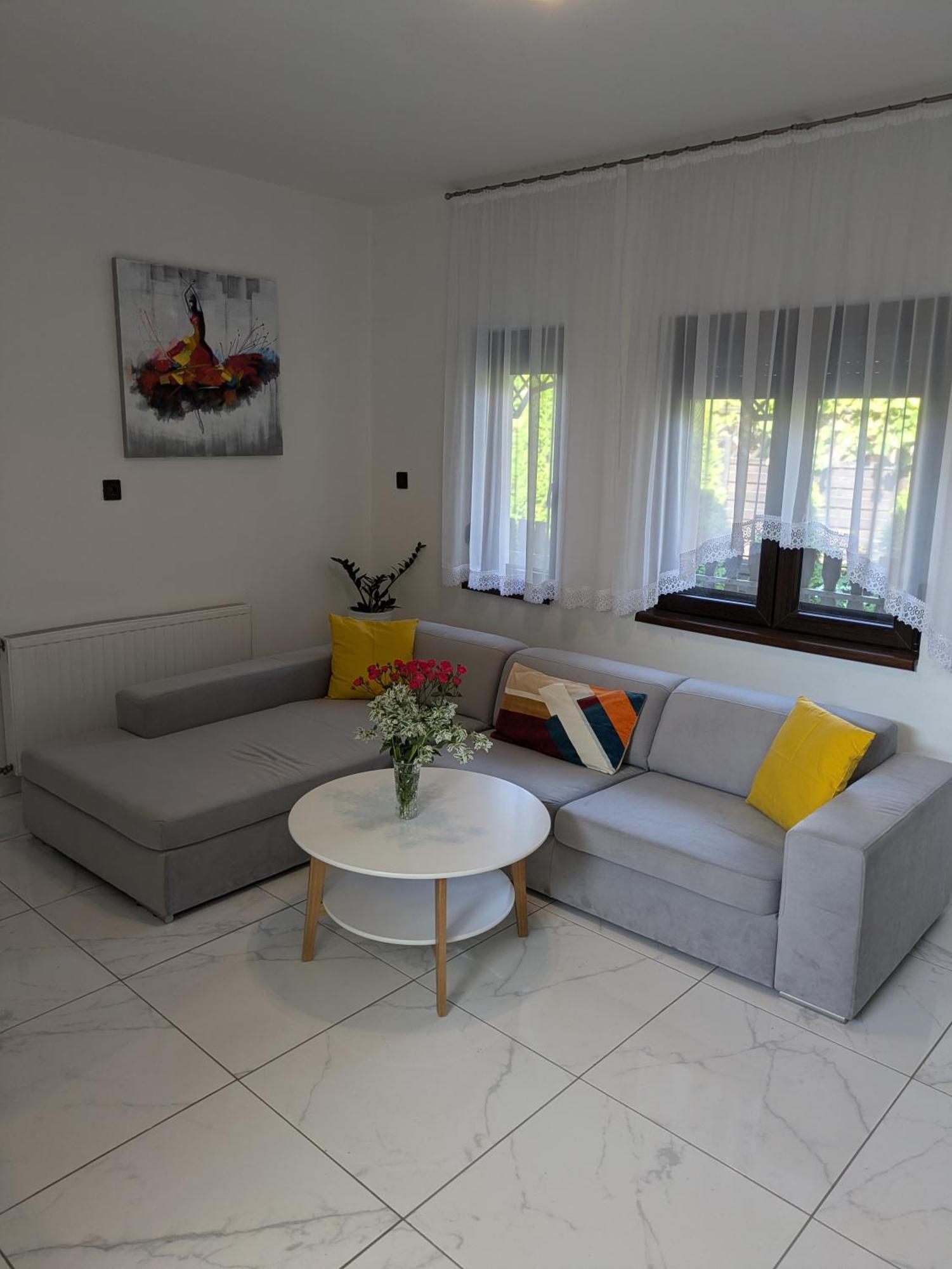 Marica Apartman Балатонфенивес Екстериор снимка